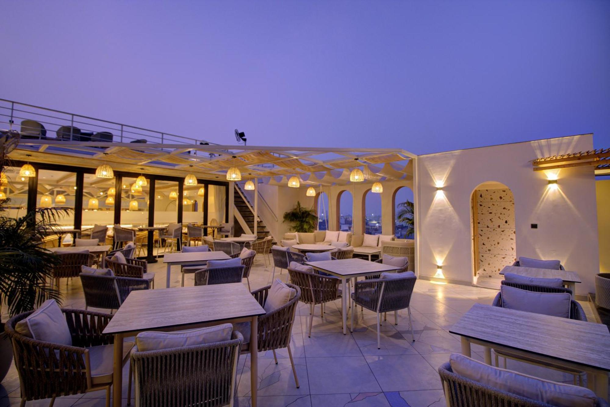Cygnett Collection K K Hotel Faizābād Exterior foto